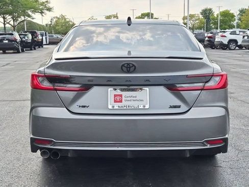 Used 2025 Toyota Camry XSE FWD image 7