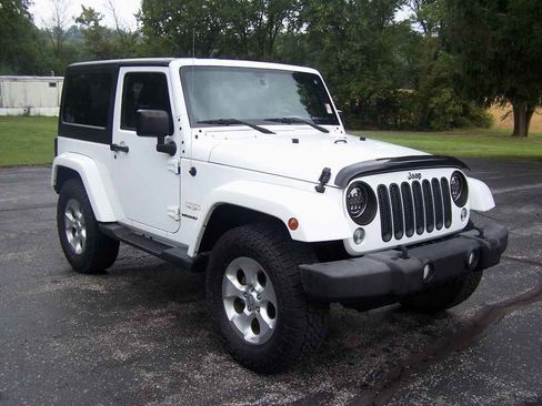 Used 2015 Jeep Wrangler Sahara w/ Dual Top Group image 2