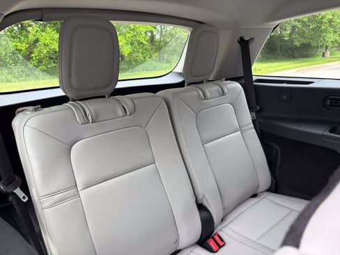 Used 2026 Lincoln Aviator AWD image 22
