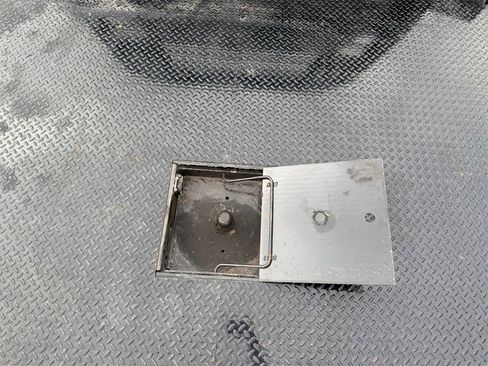 Used 2024 RAM 3500 SLT w/ Quick Order Package 2YG SLT image 17