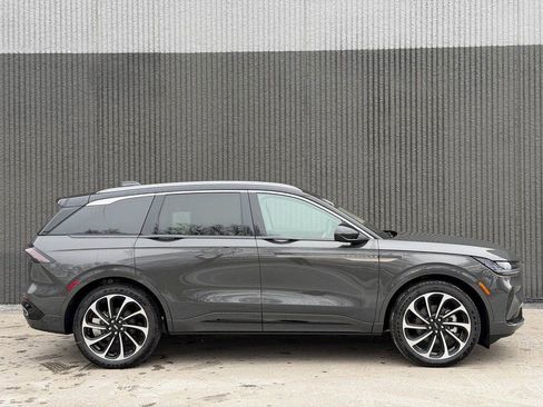 New 2026 Lincoln Nautilus Black Label image 7