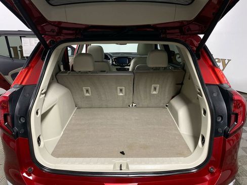 Used 2023 GMC Terrain Denali image 23