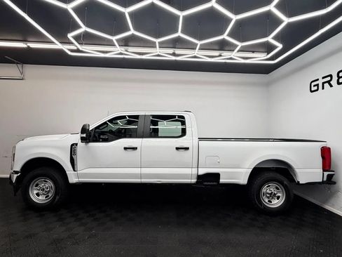 Used 2024 Ford F250 XL w/ FX4 Off-Road Package AWD/4WD image 4