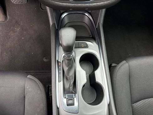 Used 2024 Chevrolet Malibu LT image 44