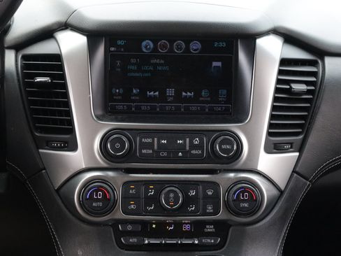 Used 2018 Chevrolet Tahoe LS w/ Enhanced Driver Alert Package image 20