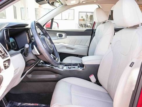 Used 2023 Kia Sorento SX Prestige w/ Panoramic Sunroof Package AWD/4WD image 21