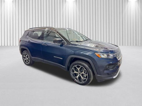 New 2026 Jeep Compass Limited w/ Sun, Sound & Navigation Group AWD/4WD image 2