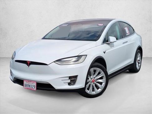 Used 2016 Tesla Model X 75D image 1