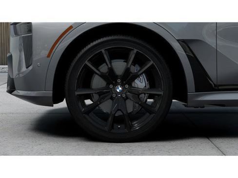New 2026 BMW X7 xDrive40i w/ M Sport Package image 7