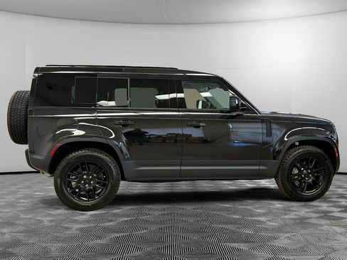 New 2026 Land Rover Defender 110 S AWD/4WD image 6
