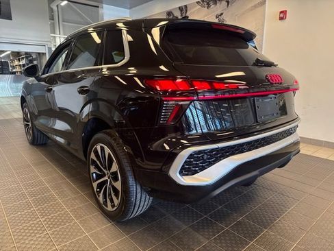 Used 2026 Audi Q3 quattro 2.0T AWD/4WD image 5