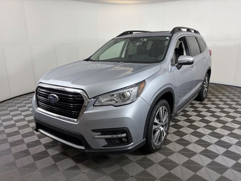 Used 2022 Subaru Ascent Touring AWD/4WD image 2
