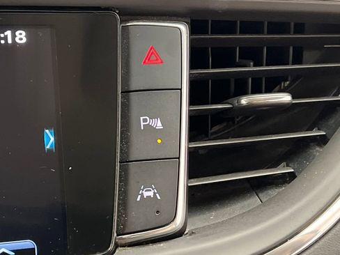 Used 2018 Buick Enclave Premium image 59