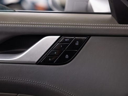 Certified 2021 Porsche 911 AWD/4WD image 39