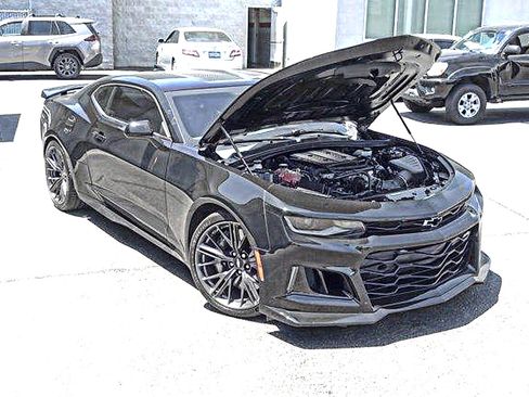 Used 2017 Chevrolet Camaro ZL1 RWD image 20