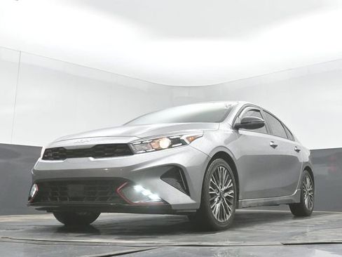 Used 2023 Kia Forte GT-Line w/ GT-Line Premium Package FWD image 29