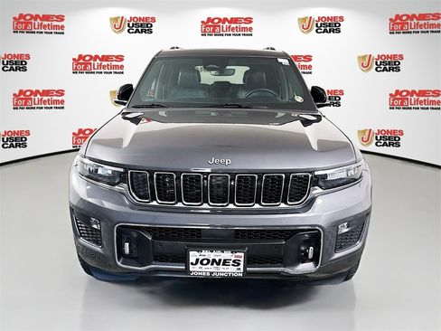 Used 2022 Jeep Grand Cherokee Overland image 15