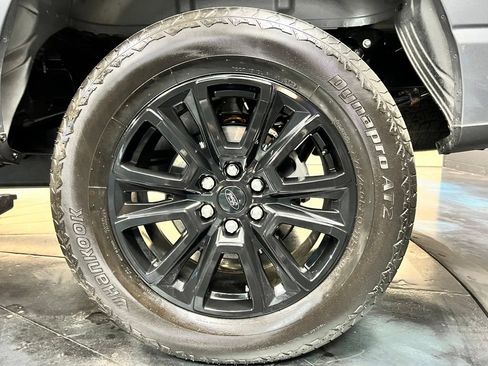 Used 2024 Ford F150 Platinum w/ Equipment Group 702A High AWD/4WD image 29