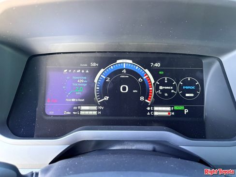 New 2026 Toyota Tundra Platinum AWD/4WD image 16