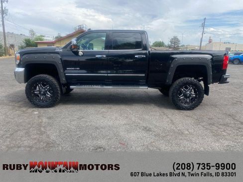 Used 2015 GMC Sierra 3500 SLT AWD/4WD image 4
