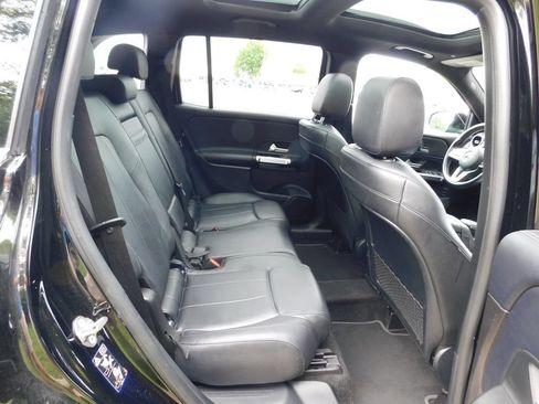Used 2020 Mercedes-Benz GLB 250 image 5