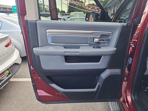 Used 2018 RAM 1500 Big Horn AWD/4WD image 35