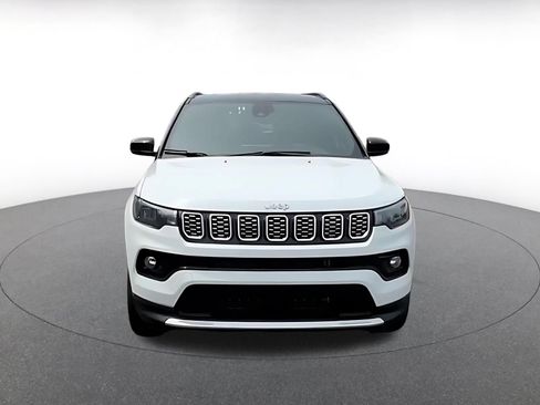 Used 2025 Jeep Compass Limited AWD/4WD image 4