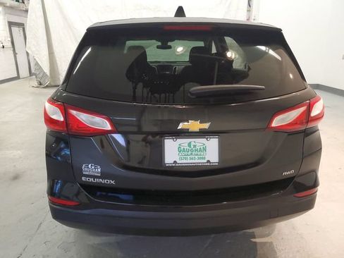 Used 2020 Chevrolet Equinox LS w/ LS Convenience Package AWD/4WD image 5