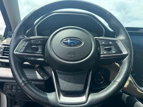 Used 2022 Subaru Outback Limited AWD/4WD image 7