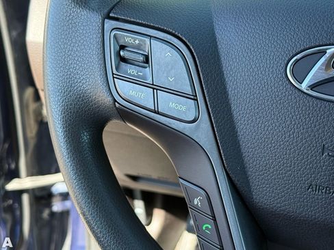 Used 2018 Hyundai Santa Fe Sport FWD image 16