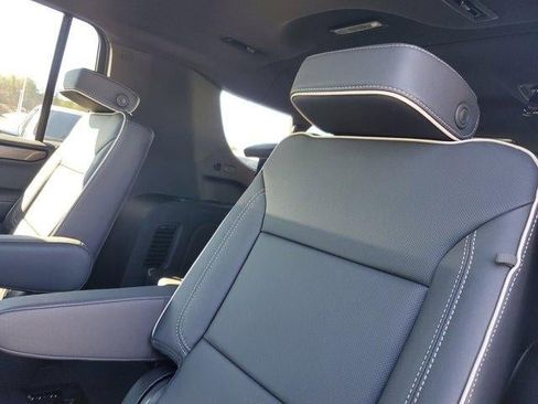 New 2026 GMC Yukon XL Elevation w/ Elevation Premium Package image 10