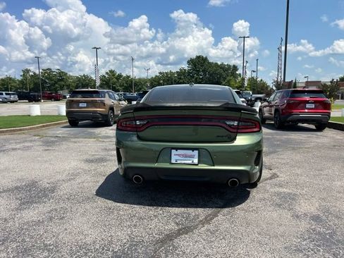 Used 2021 Dodge Charger SRT Hellcat w/ Harman/Kardon Audio Group RWD image 4