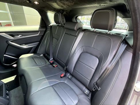New 2026 Jaguar F-PACE R-Dynamic S image 10