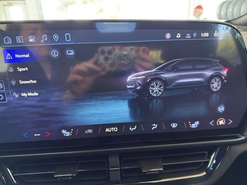 New 2026 Chevrolet Equinox EV RS image 19