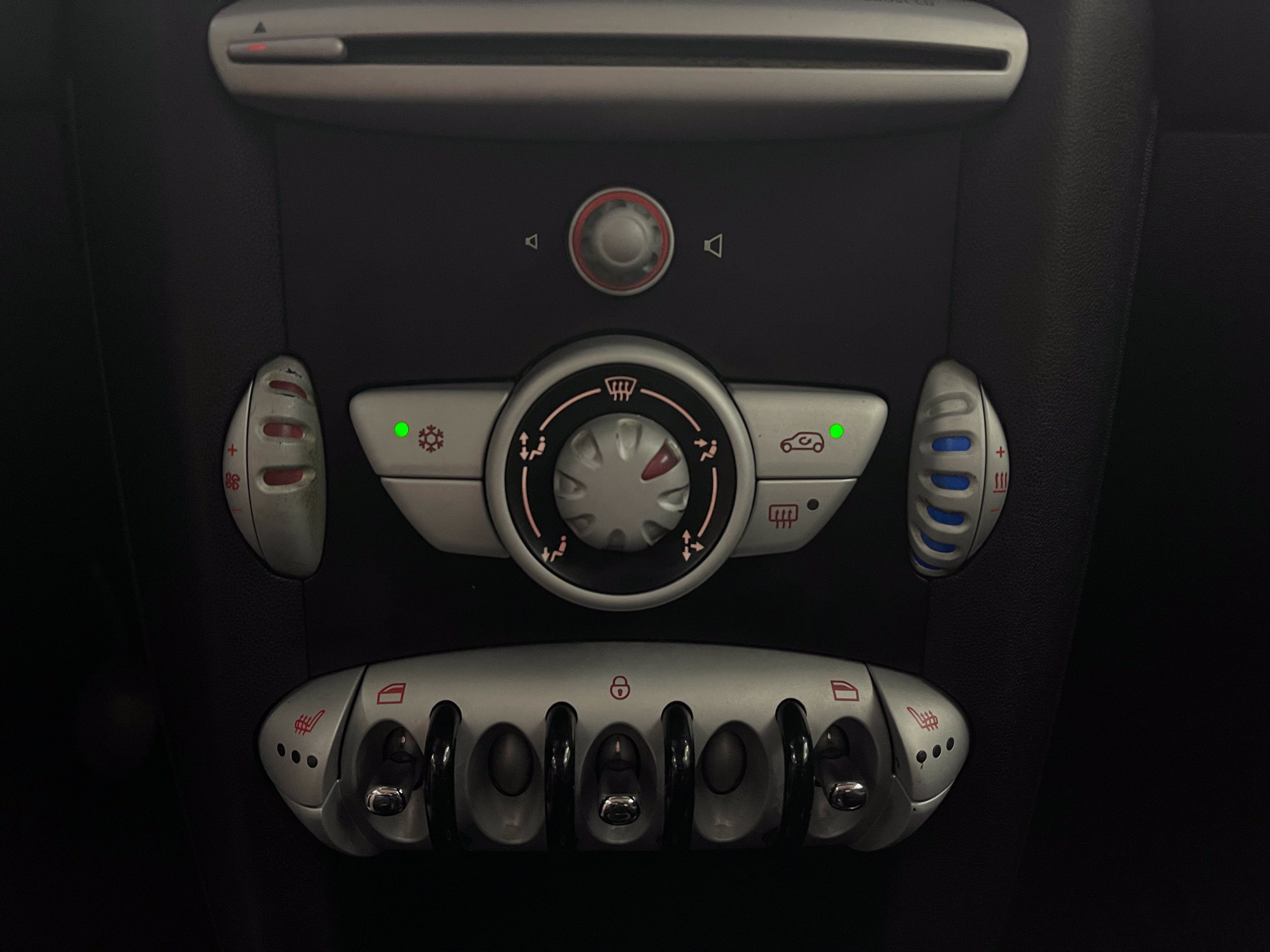 Used 2007 MINI Cooper Hardtop FWD image 19