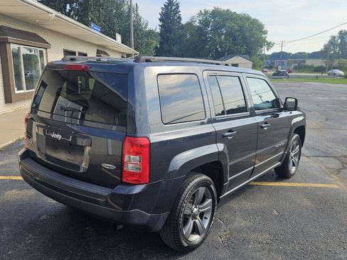 Used 2015 Jeep Patriot High Altitude AWD/4WD image 4