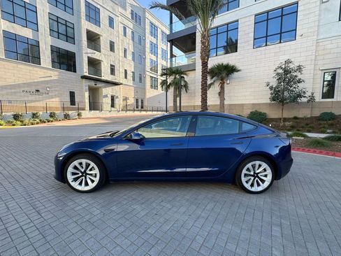 Used 2023 Tesla Model 3 Standard Range RWD image 7