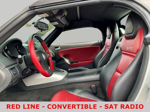 Used 2007 Saturn Sky Red Line RWD image 17