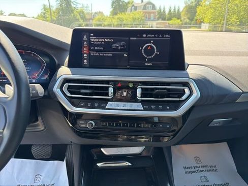 Used 2024 BMW X3 xDrive30i AWD/4WD image 18