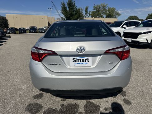 Used 2016 Toyota Corolla LE Premium FWD image 9