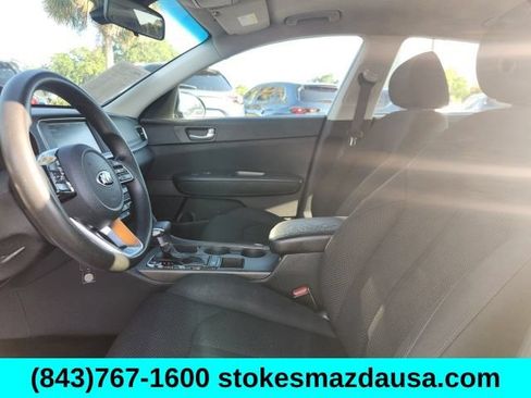 Used 2020 Kia Optima LX FWD image 14