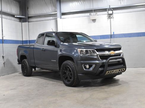 Used 2016 Chevrolet Colorado LT w/ LT Convenience Package RWD image 23