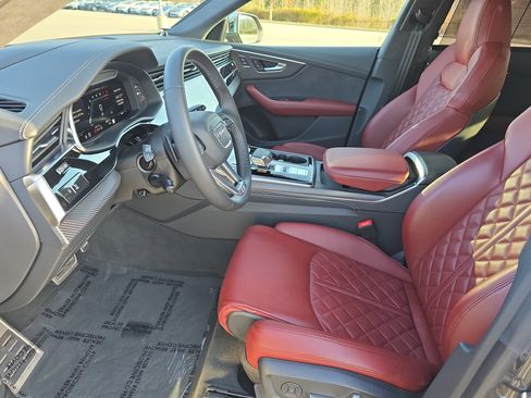 Used 2024 Audi SQ8 Prestige w/ Prestige Package image 15
