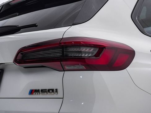 Used 2021 BMW X5 M50i w/ Executive Package AWD/4WD image 13
