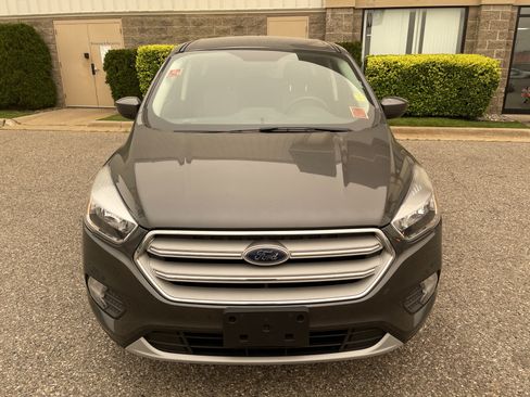 Used 2019 Ford Escape SE AWD/4WD image 9