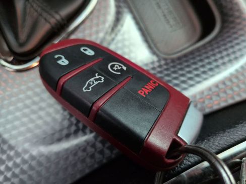 Used 2021 Dodge Charger SRT Hellcat RWD image 33