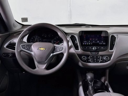 Used 2023 Chevrolet Malibu LT FWD image 10
