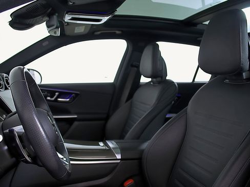 Used 2025 Mercedes-Benz GLC 43 AMG GLC 43 AMGﾮ image 22