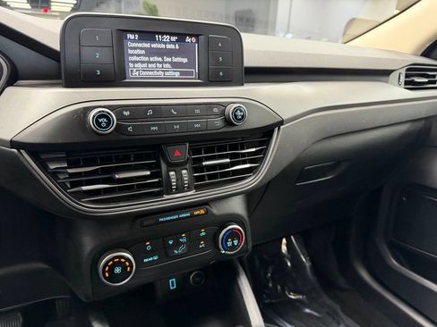 Used 2020 Ford Escape S AWD/4WD image 25