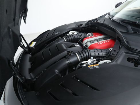 Certified 2025 Ferrari Purosangue AWD/4WD image 37